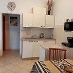 Apartman Dora